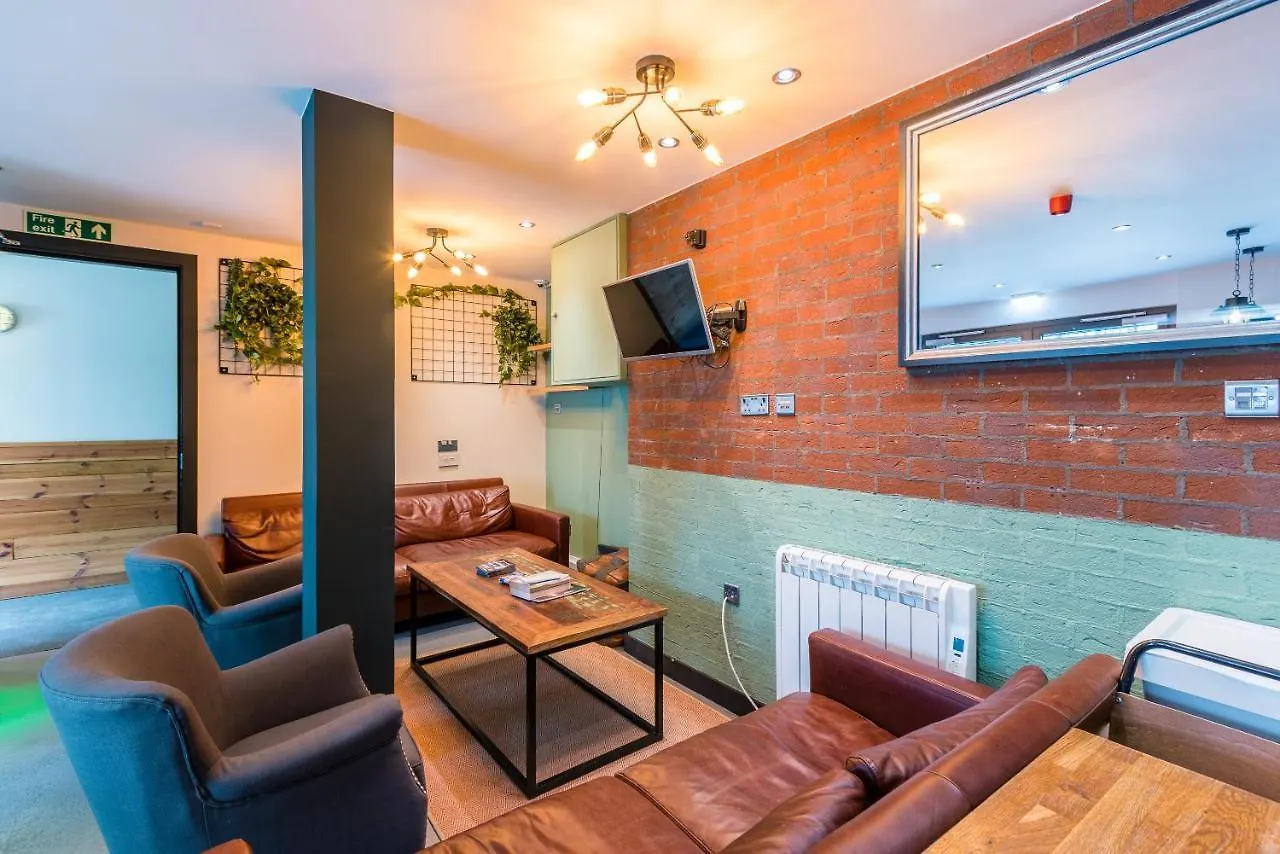 Code Pod - The Loft - Edinburgh Hostel United Kingdom
