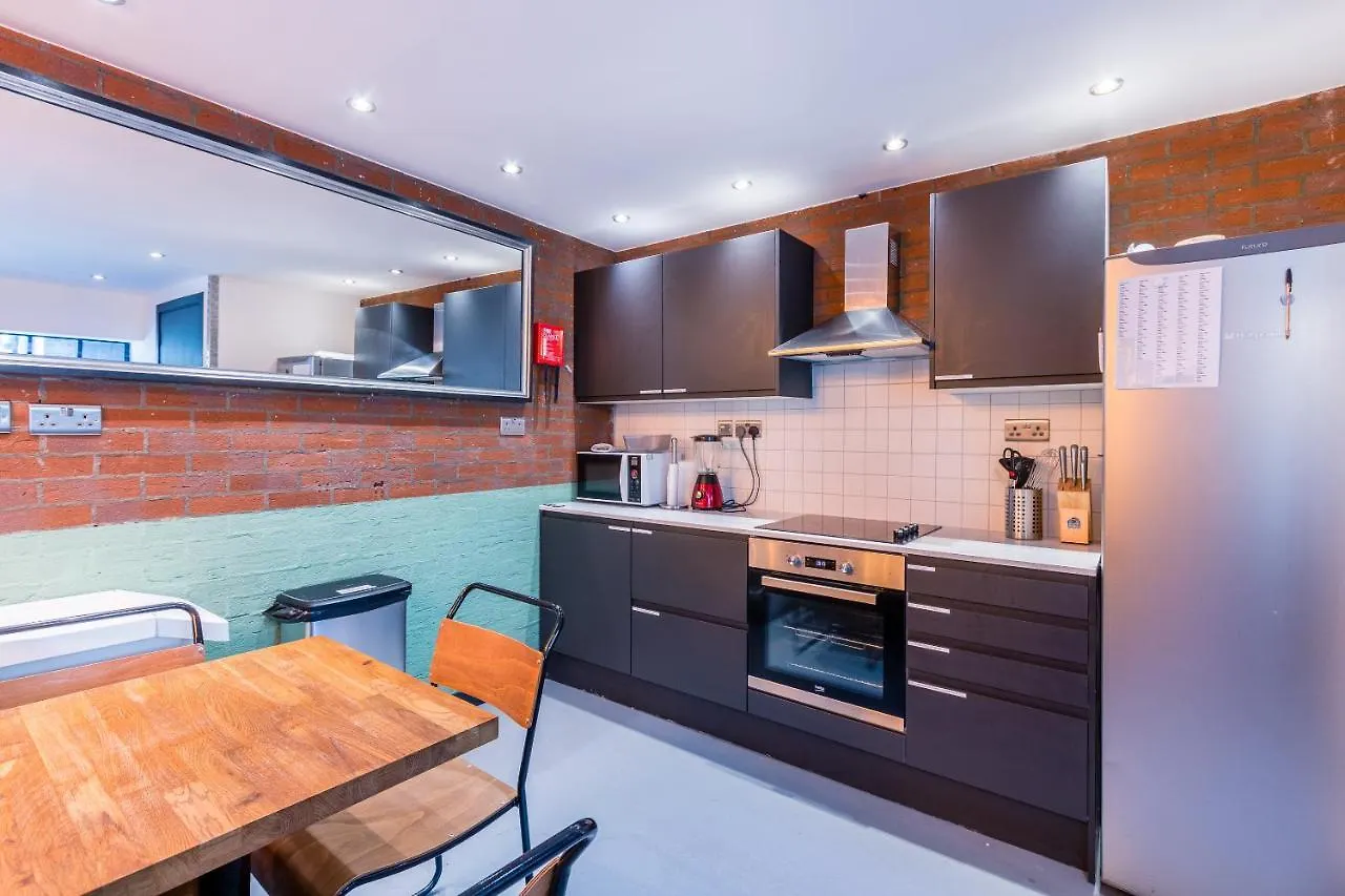 Code Pod - The Loft - Edinburgh Hostel
