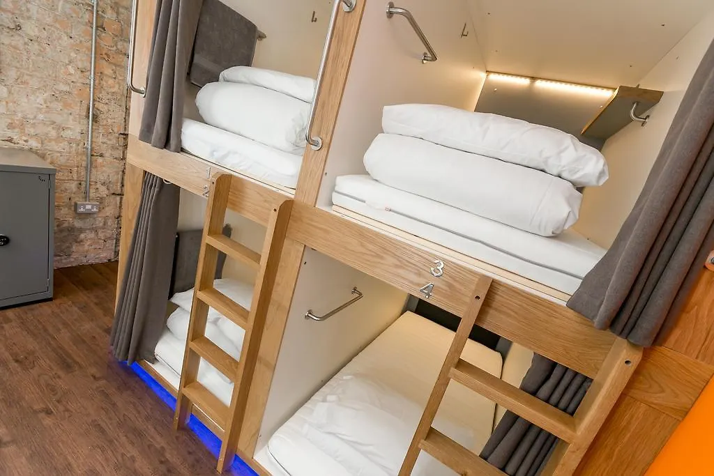 A Pousada Code Pod - The Loft - Edimburgo Albergue
